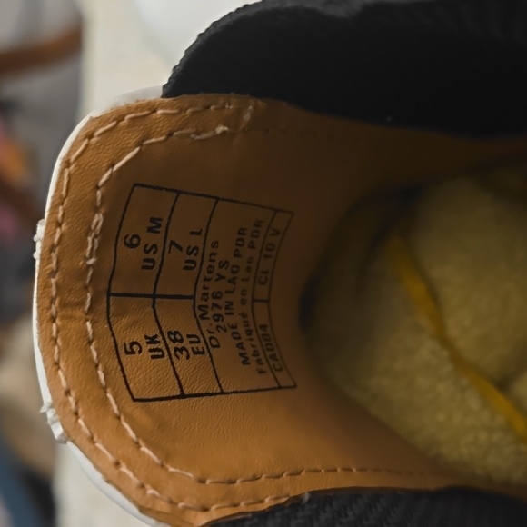 Dr Martens Yellow Stitch Leather Chelsea White Boot US 7 - Picture 10 of 11